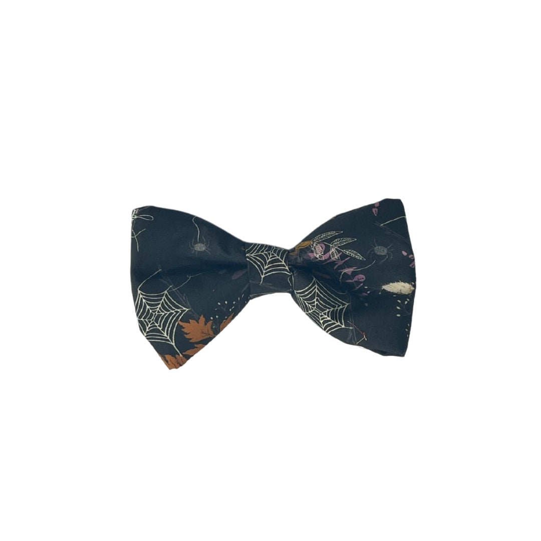 Wicked Garden Bow Tie
