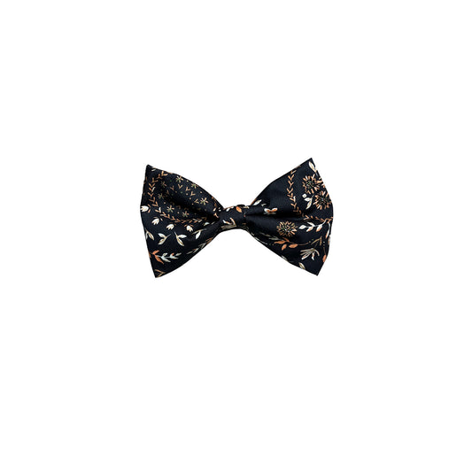 Sweet n’ Spooky Bow Tie