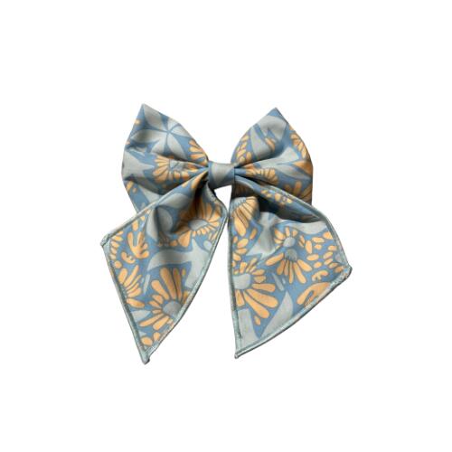 Coral Wave Sailor Bow