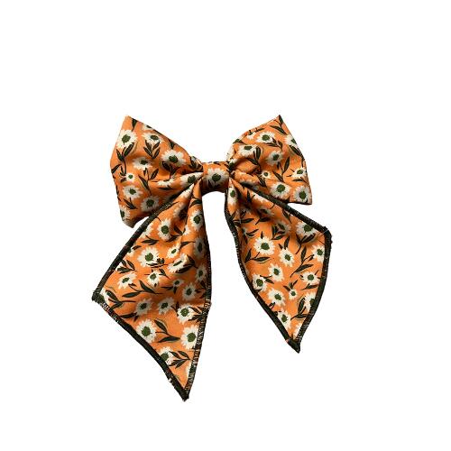 Daisy Delight Sailor Bow