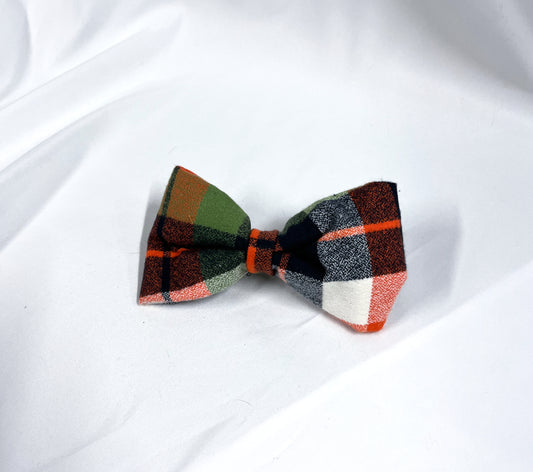 Tis The Season Flannel Bow Tie